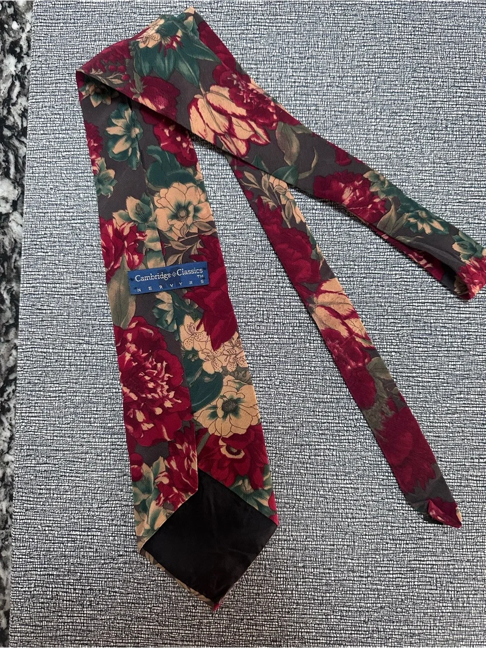 Cambridge Classics  Men's Floral Red and Cream Dress Tie